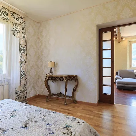 Oleandra Vip With Garden&swimming Pool Lodge